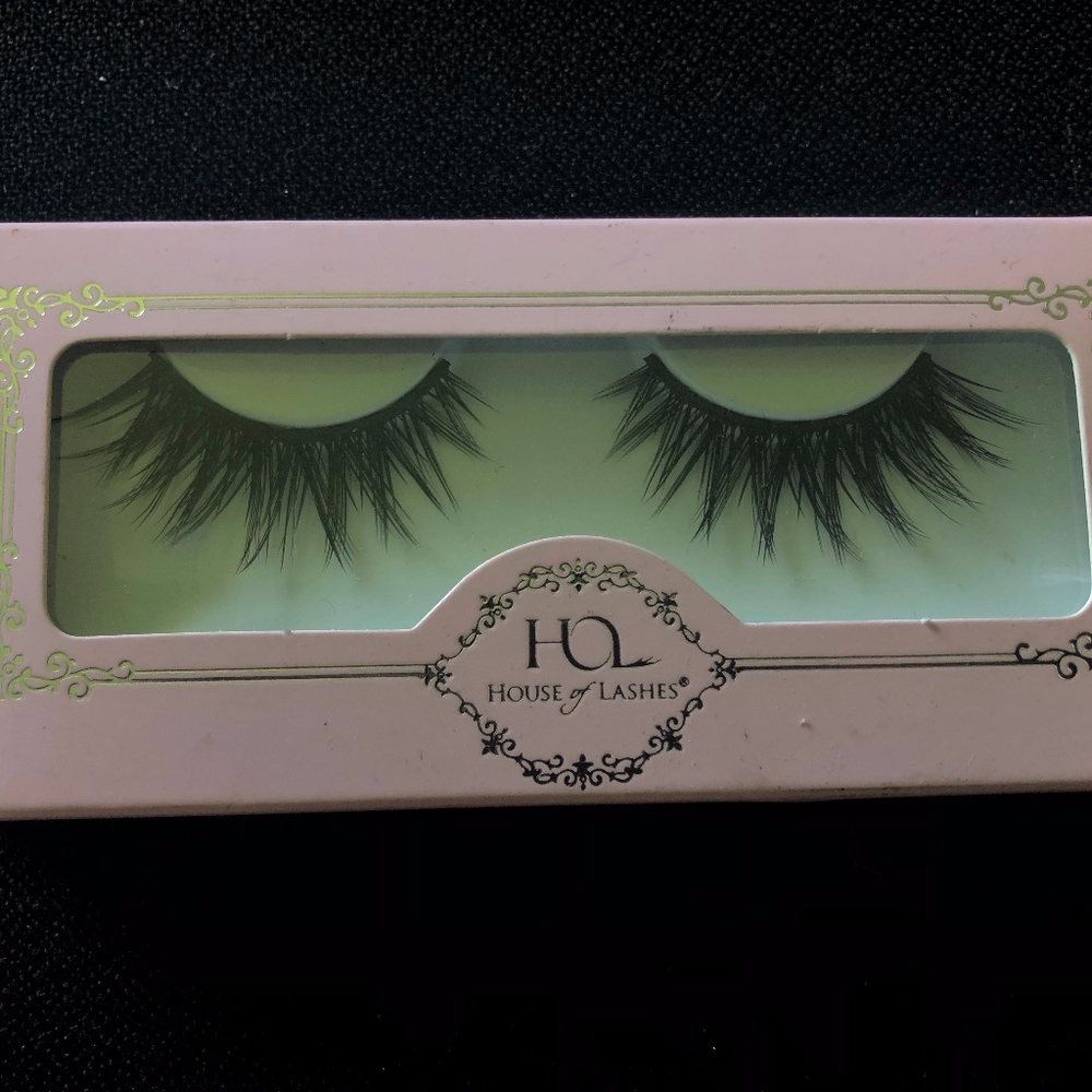 House of Lashes, Iconic NIB